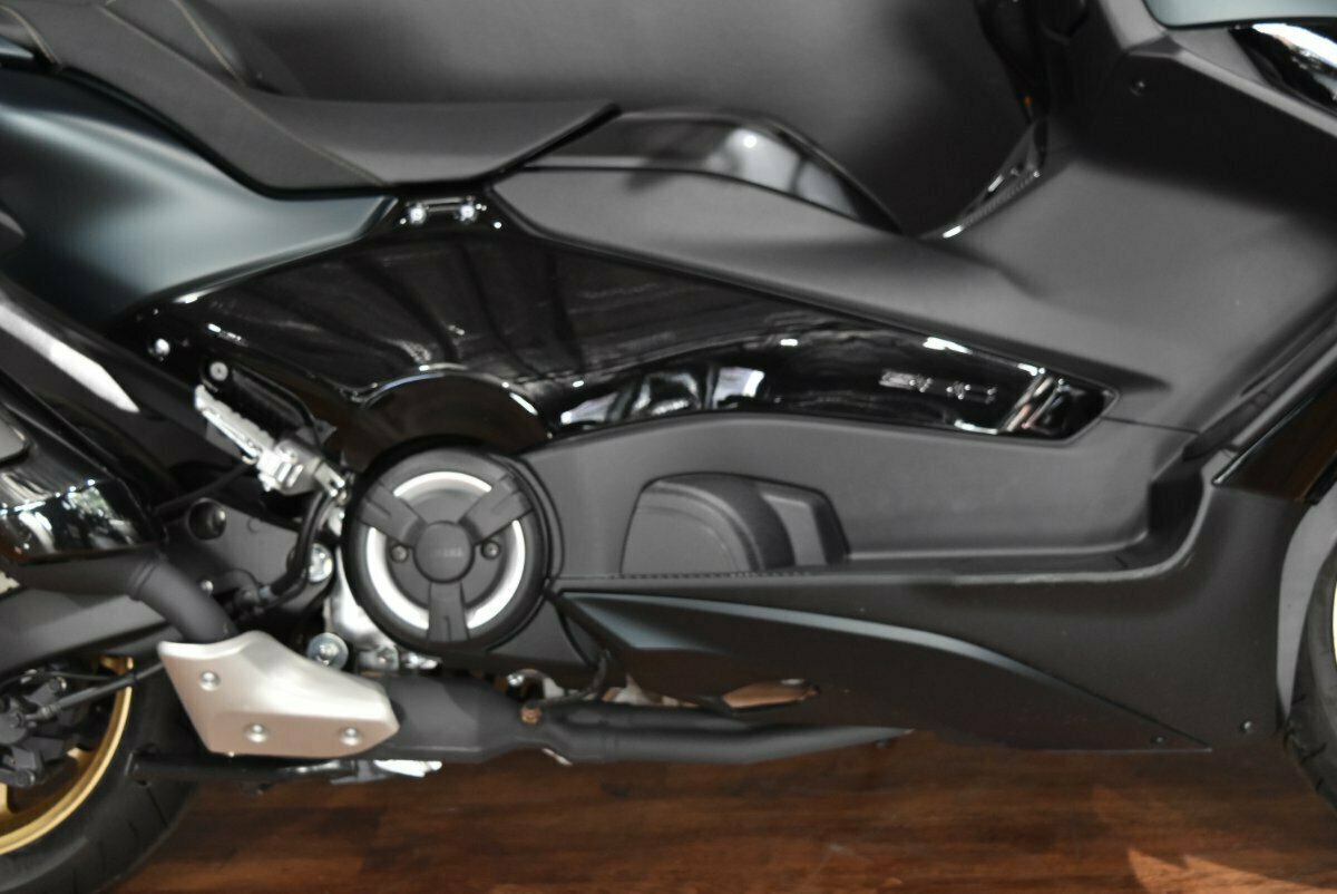 2023 YAMAHA TMAX 560 (ABS) SCOOTER