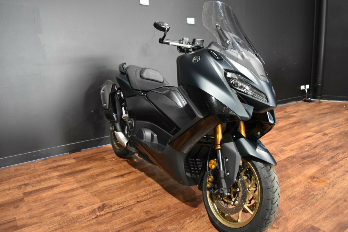 2023 YAMAHA TMAX 560 (ABS) SCOOTER