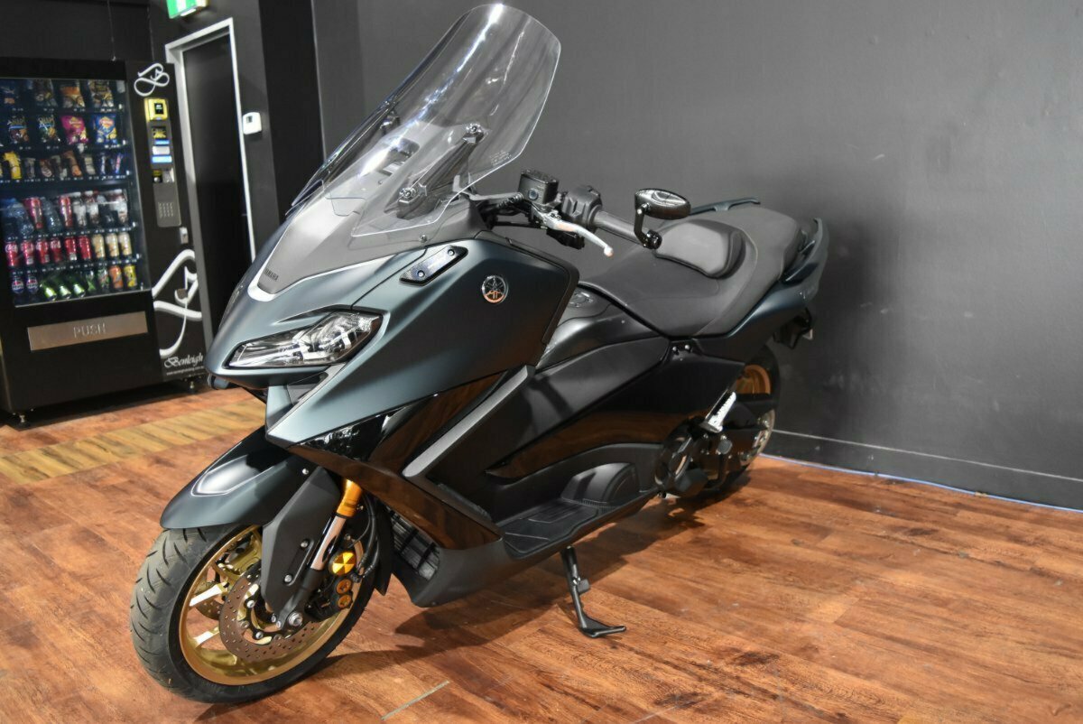 2023 YAMAHA TMAX 560 (ABS) SCOOTER