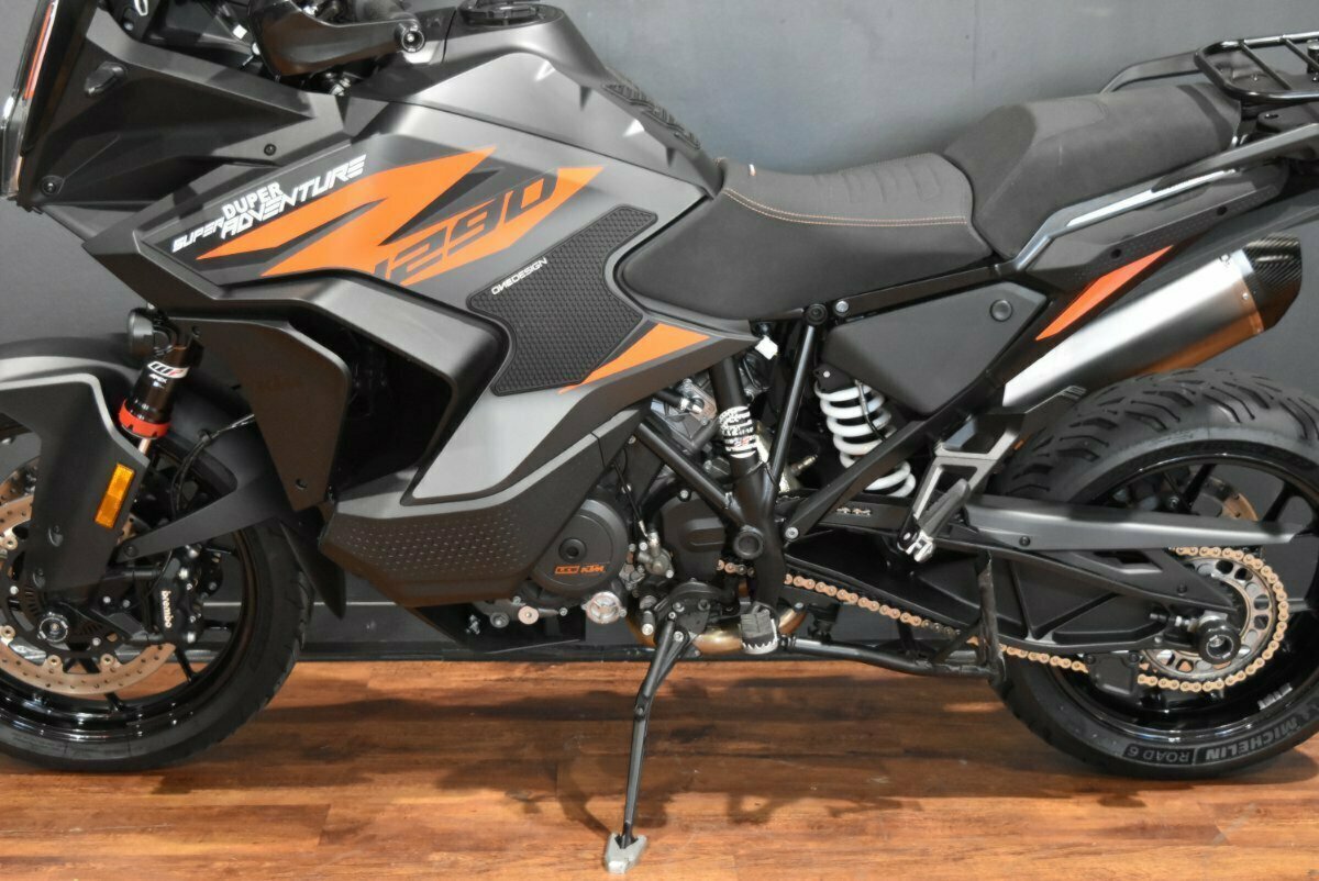 2022 KTM SUPER ADVENTURE S DUAL SPORTS