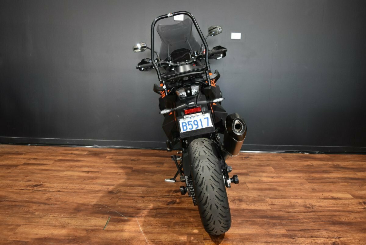 2022 KTM SUPER ADVENTURE S DUAL SPORTS