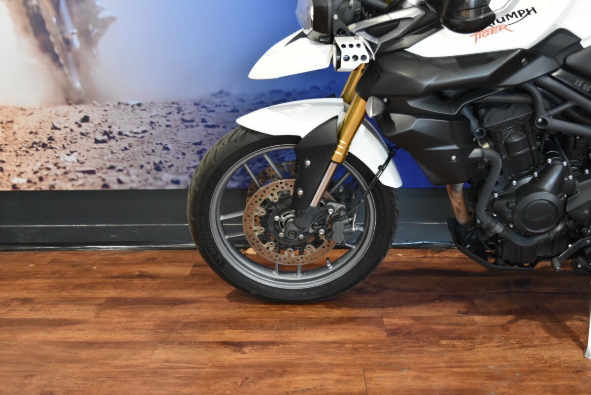 2015 TRIUMPH TIGER 800 XRx LOW DUAL SPORTS