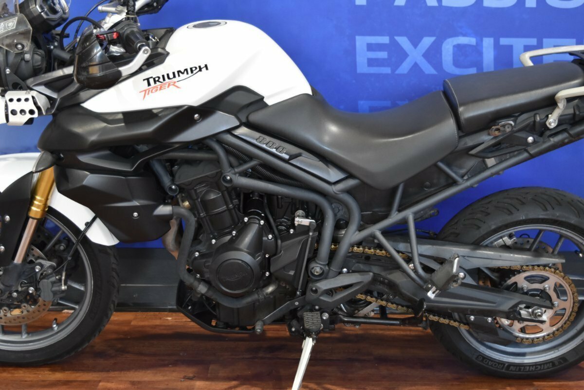 2015 TRIUMPH TIGER 800 XRx LOW DUAL SPORTS