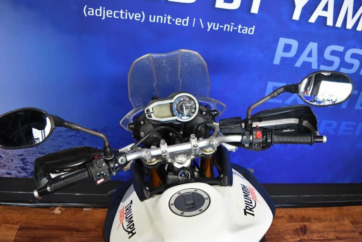 2015 TRIUMPH TIGER 800 XRx LOW DUAL SPORTS