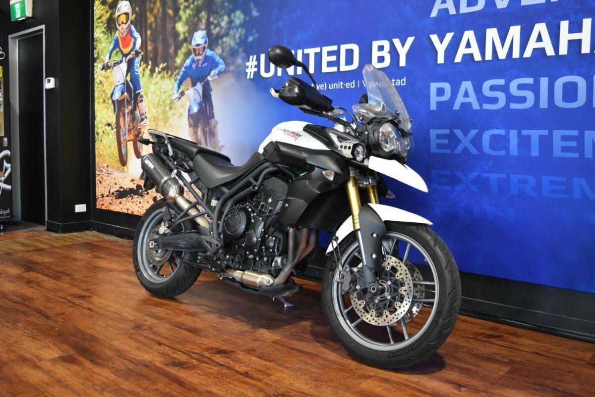 2015 TRIUMPH TIGER 800 XRx LOW DUAL SPORTS