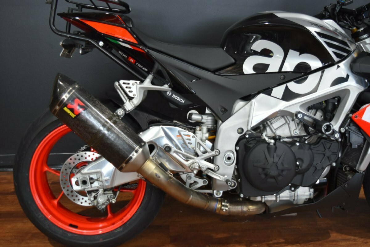 2018 APRILIA TUONO V4 FACTORY SPORTS