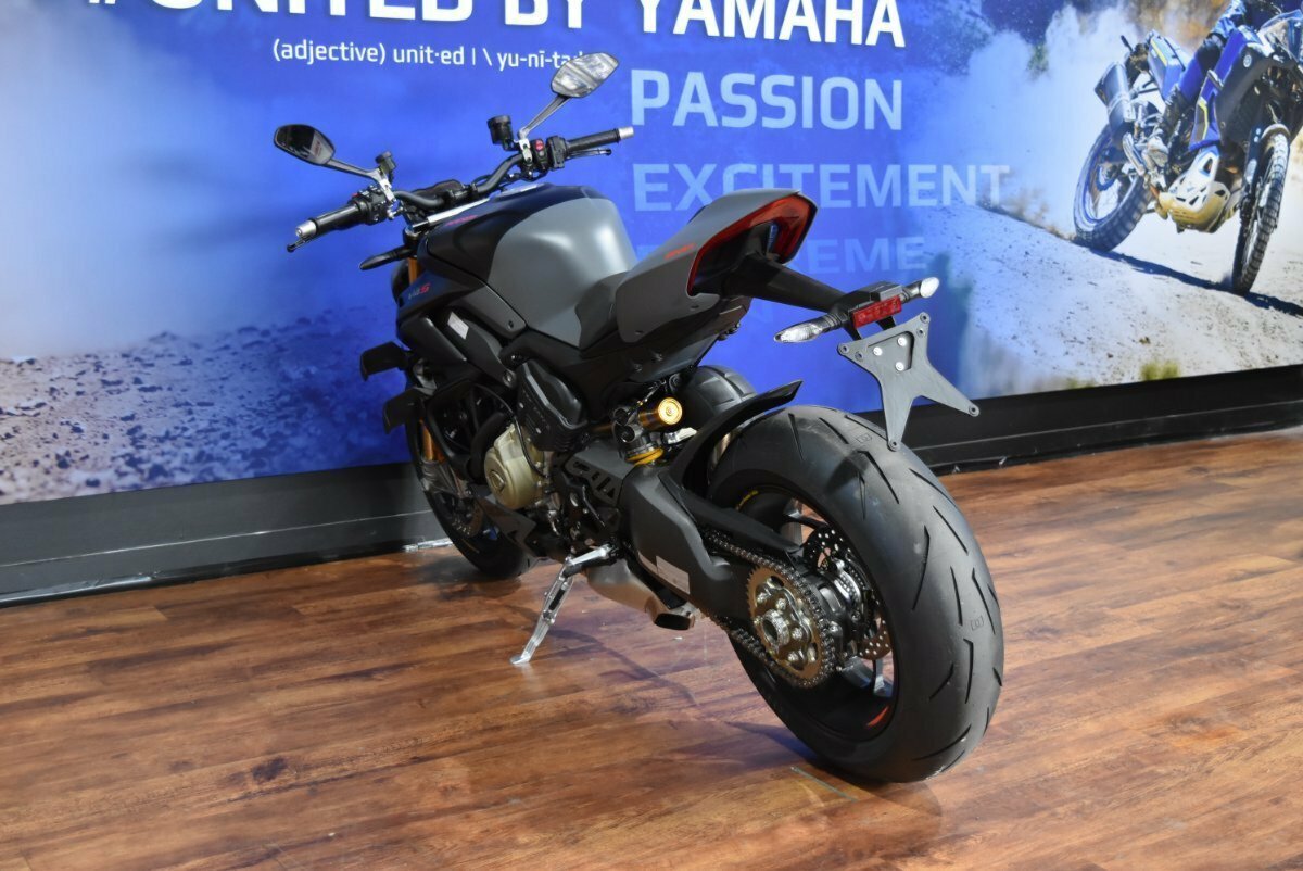 2025 DUCATI STREETFIGHTER V4 S SPORTS