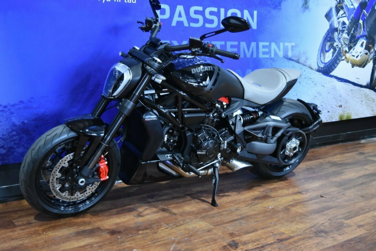 2022 DUCATI DIAVEL V4 CRUISER
