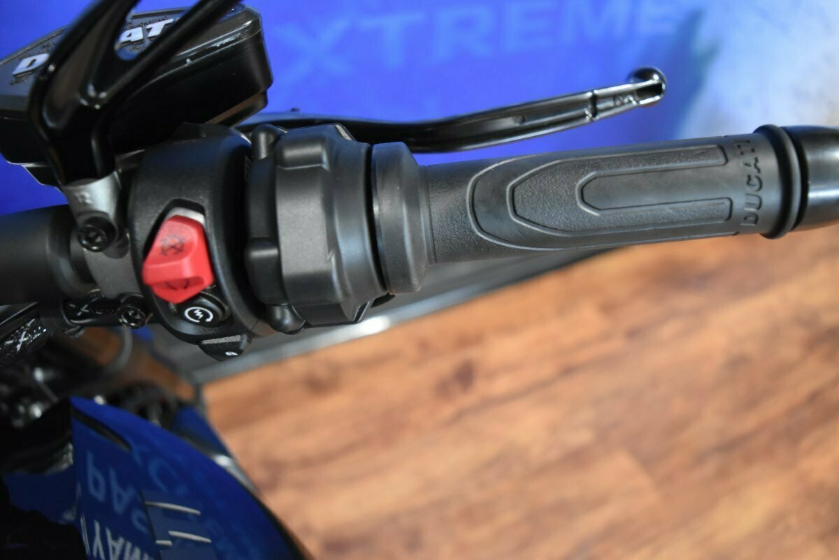 2022 DUCATI DIAVEL V4 CRUISER