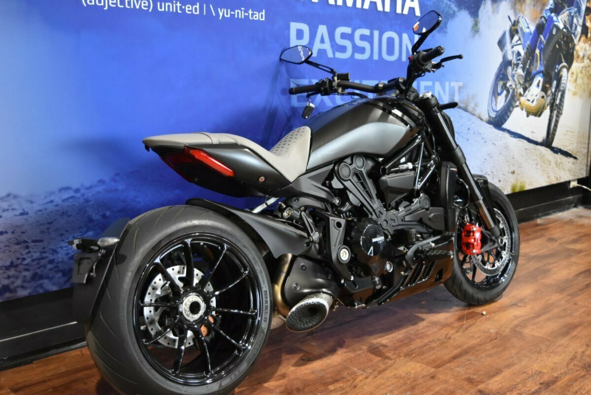 2022 DUCATI DIAVEL V4 CRUISER