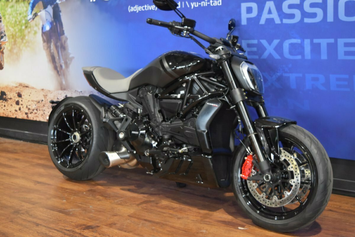 2022 DUCATI DIAVEL V4 CRUISER