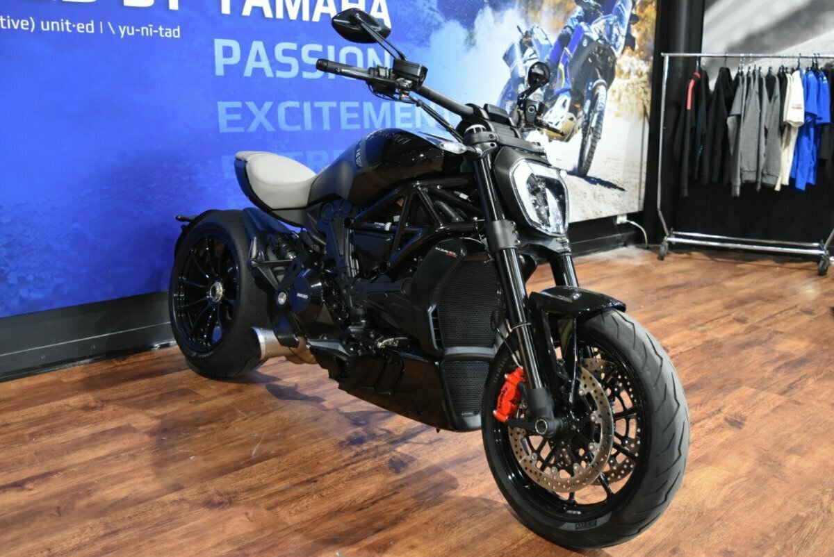 2022 DUCATI DIAVEL V4 CRUISER