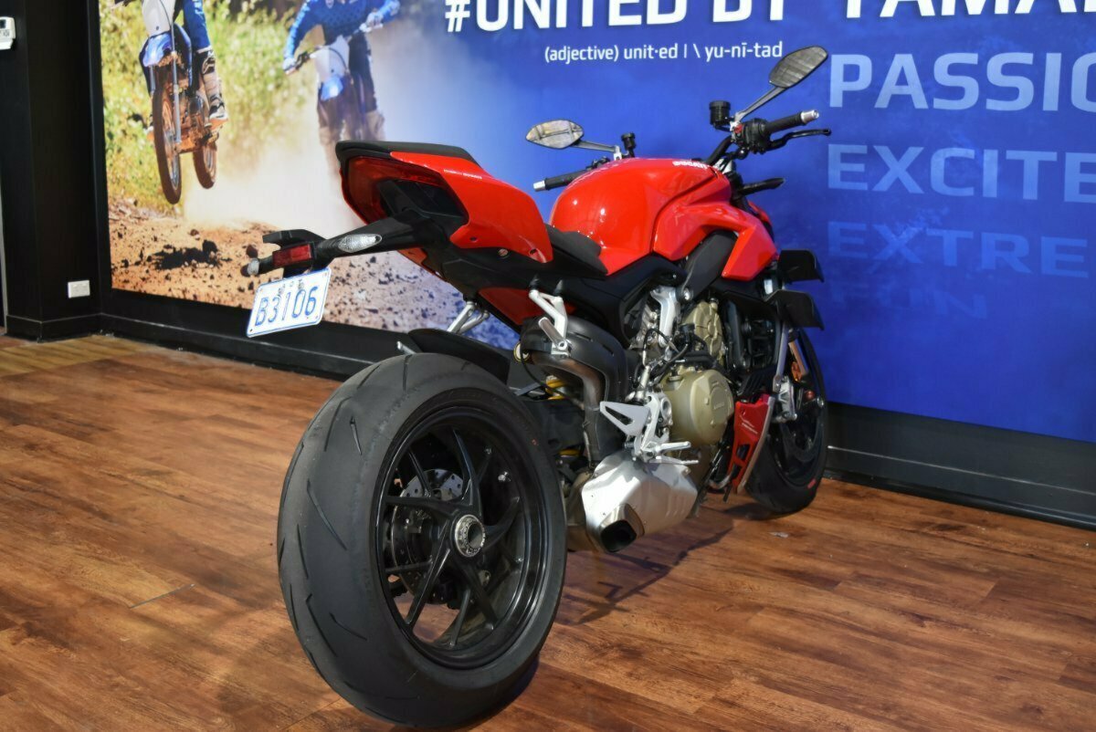 2022 DUCATI STREETFIGHTER V4 S SPORTS