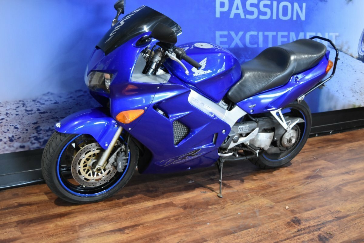 2000 HONDA VFR800F (VFR800Fi) SPORTS