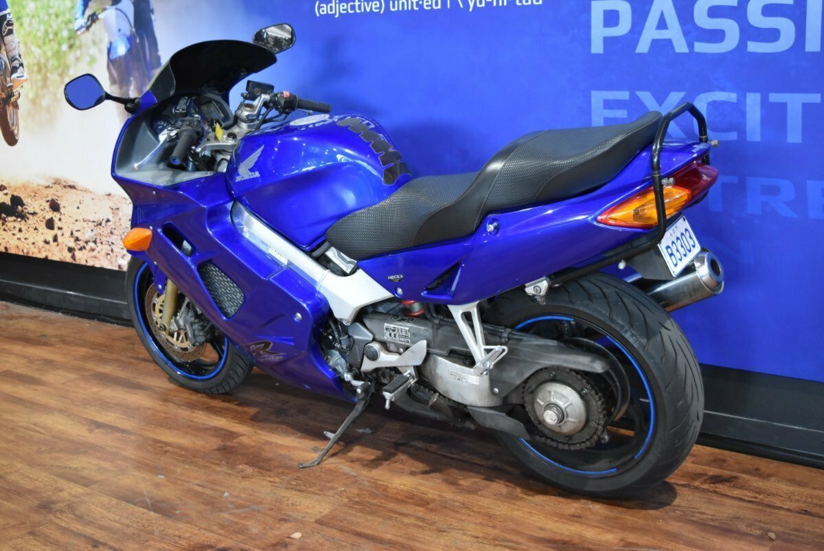 2000 HONDA VFR800F (VFR800Fi) SPORTS