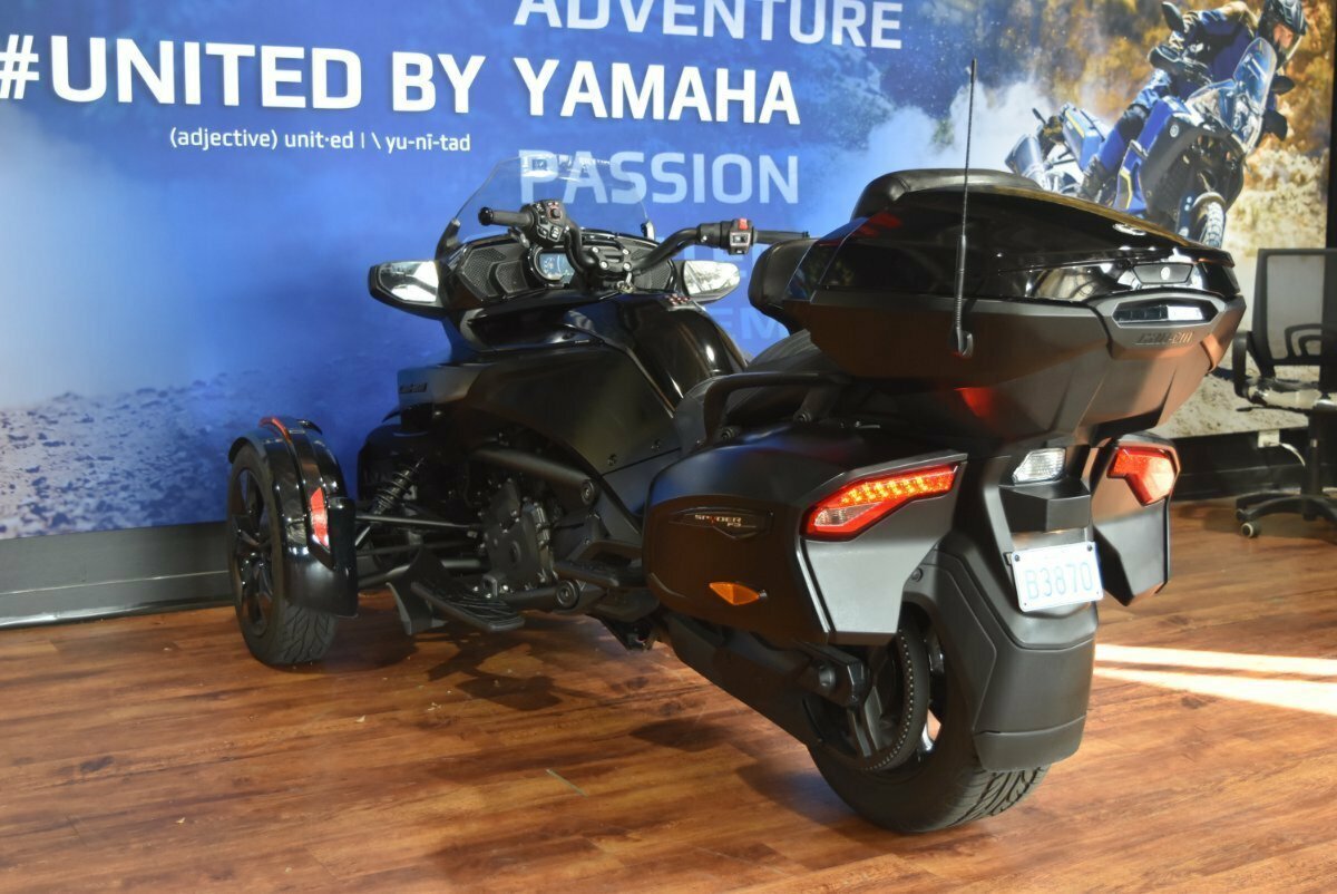 2022 BRP SPYDER F3 LIMITED (SE6) TRIKE
