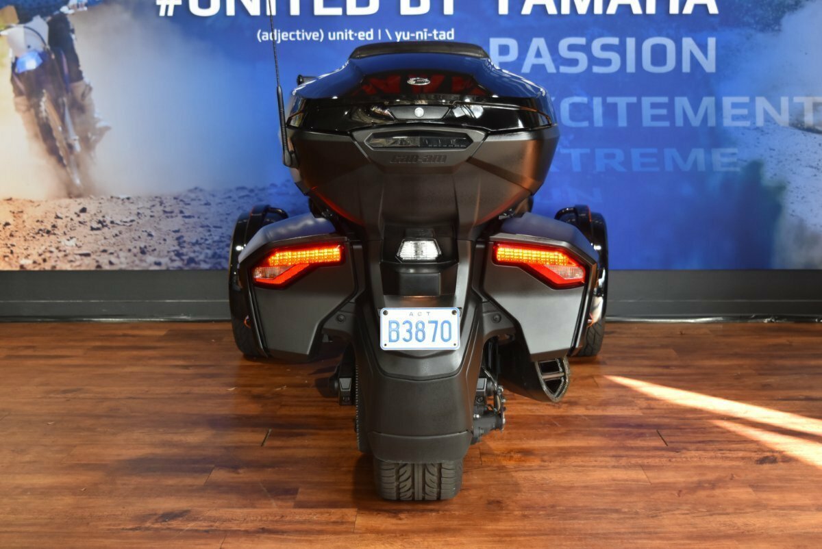 2022 BRP SPYDER F3 LIMITED (SE6) TRIKE