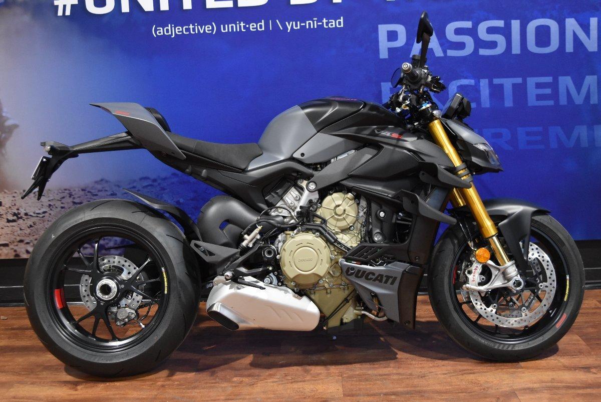 2025 DUCATI STREETFIGHTER V4 S SPORTS