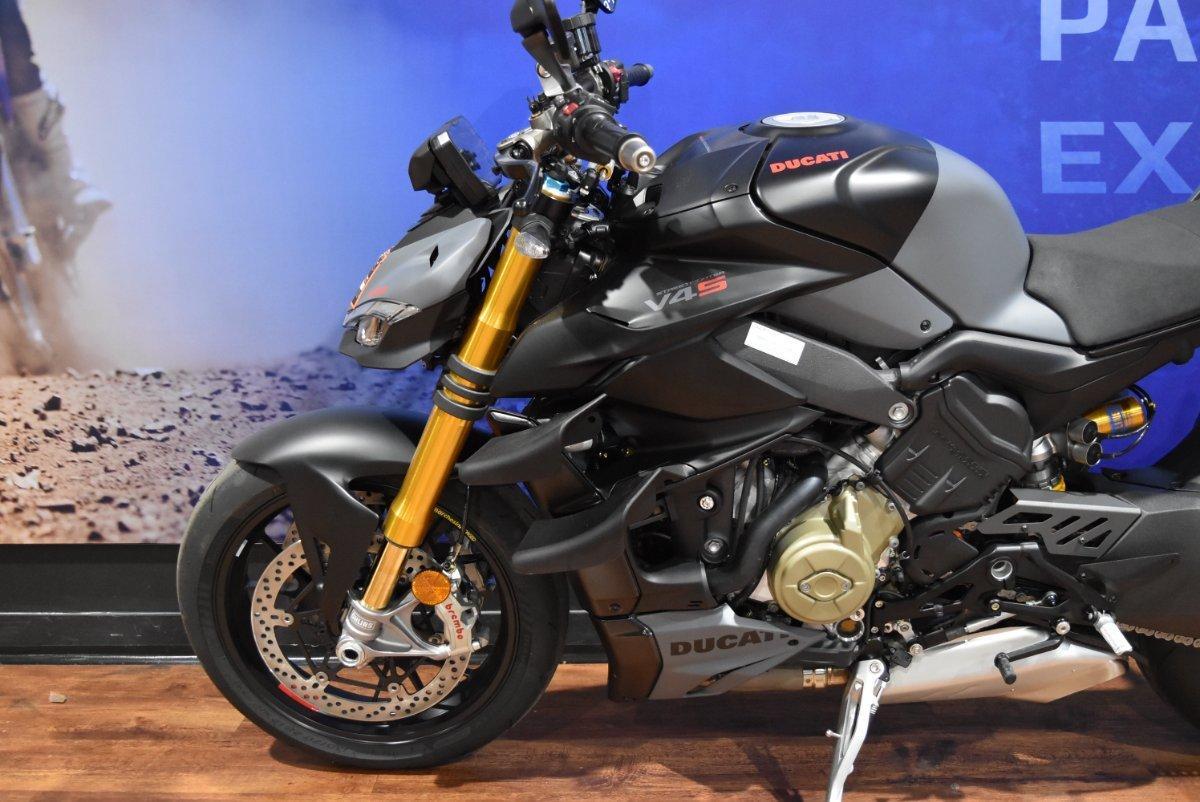 2025 DUCATI STREETFIGHTER V4 S SPORTS