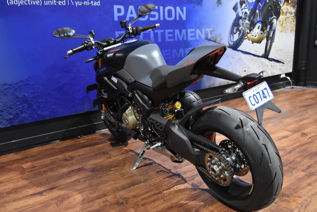 2025 DUCATI STREETFIGHTER V4 S SPORTS