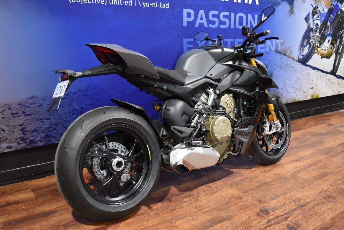 2025 DUCATI STREETFIGHTER V4 S SPORTS