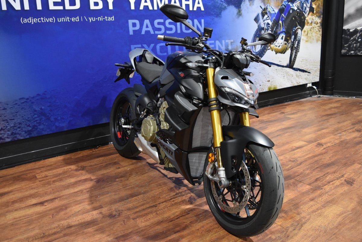 2025 DUCATI STREETFIGHTER V4 S SPORTS