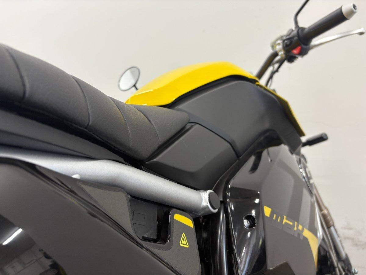 2023 SUPER SOCO TC MAX ALLOY WHEEL ROAD