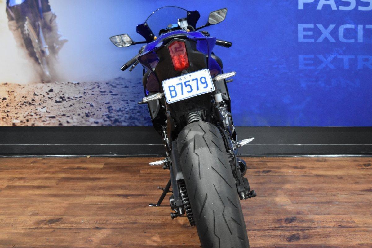 2023 YAMAHA YZF-R7 LAMS SPORTS