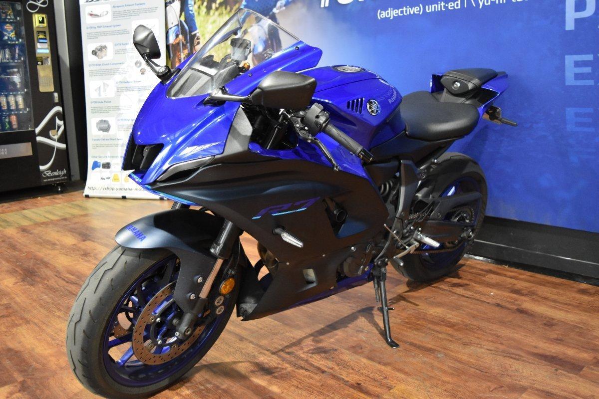 2023 YAMAHA YZF-R7 LAMS SPORTS