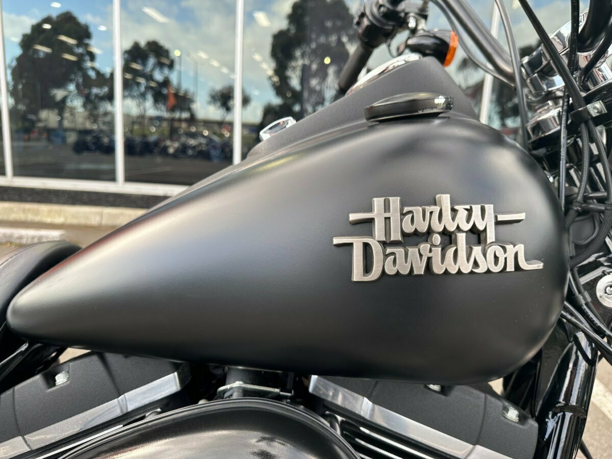 2015 HARLEY-DAVIDSON FXDB STREET BOB CRUISER