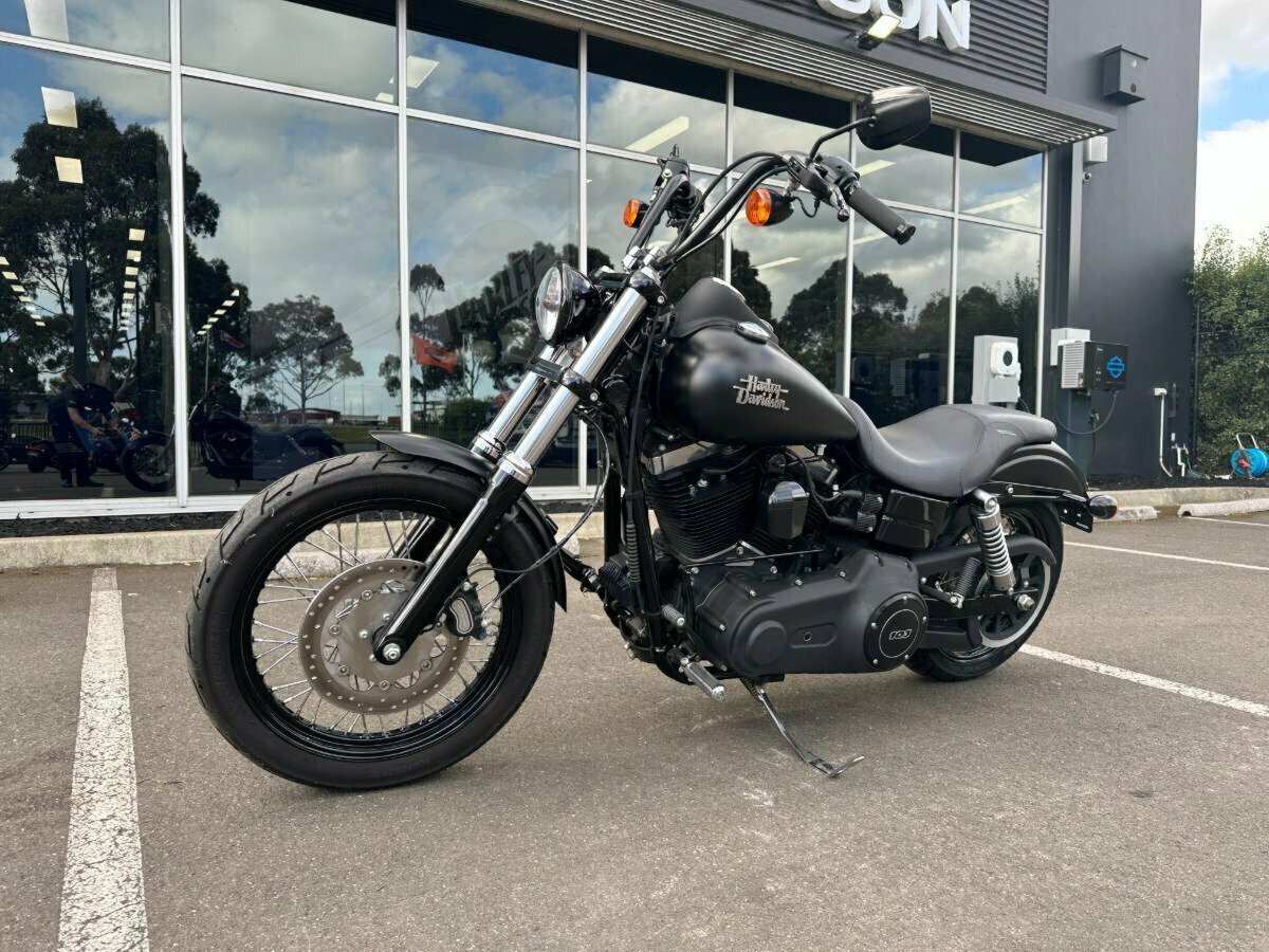 2015 HARLEY-DAVIDSON FXDB STREET BOB CRUISER