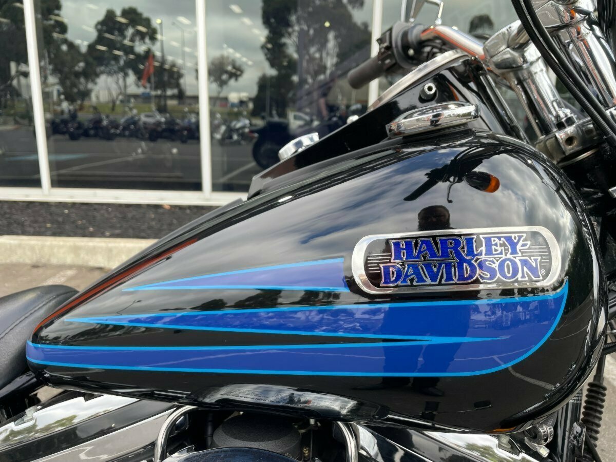 1995 HARLEY-DAVIDSON FXSTSB BADBOY CRUISER