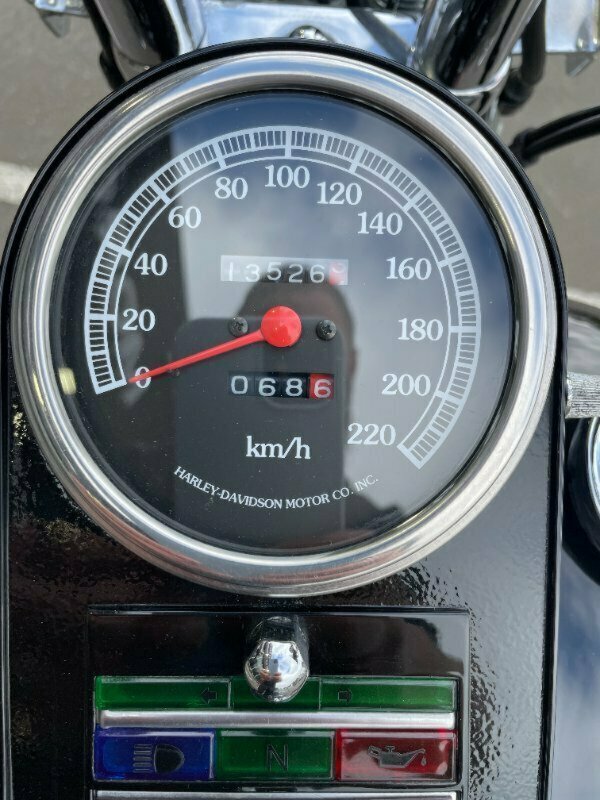 1995 HARLEY-DAVIDSON FXSTSB BADBOY CRUISER