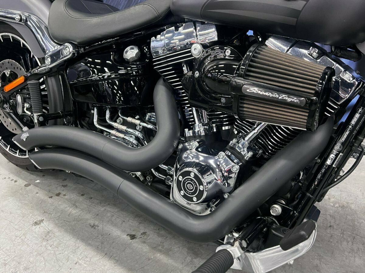 2017 HARLEY-DAVIDSON FXSB SOFTAIL BREAKOUT CRUISER