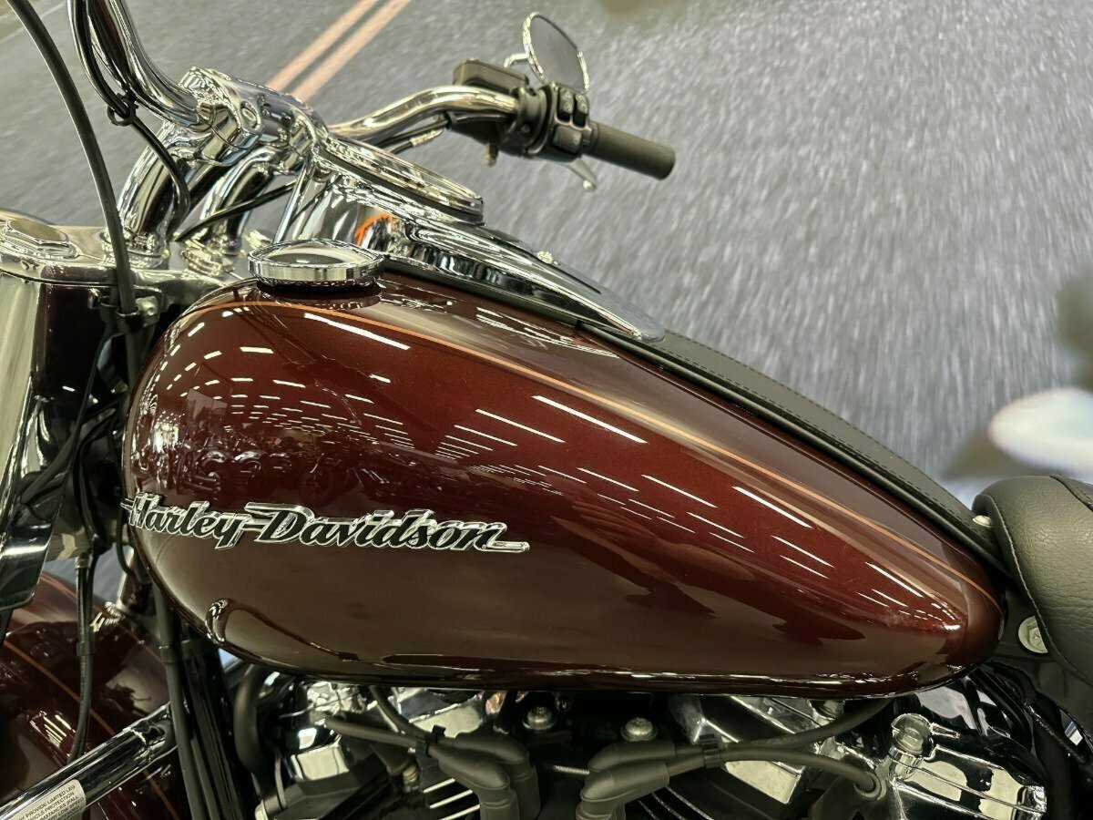 2018 HARLEY-DAVIDSON FLDE SOFTAIL DELUXE CRUISER