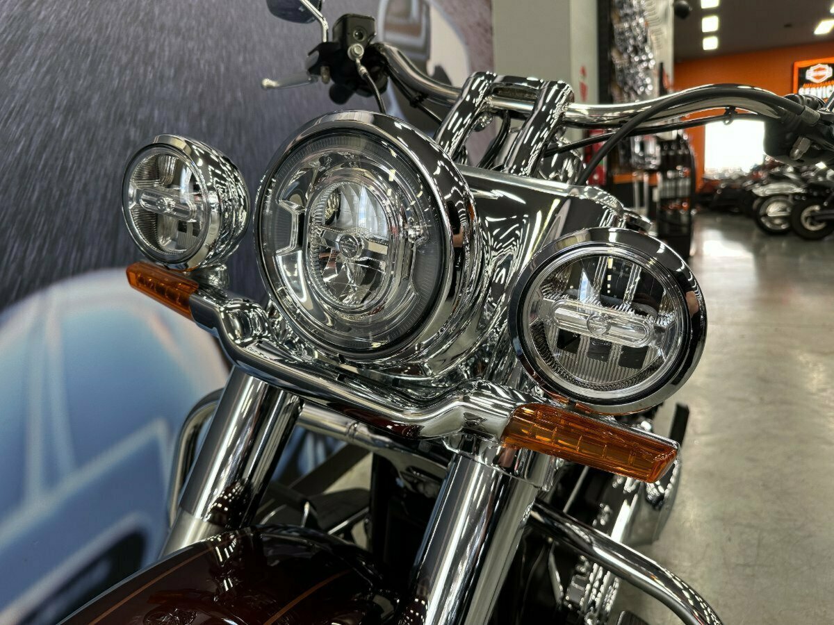 2018 HARLEY-DAVIDSON FLDE SOFTAIL DELUXE CRUISER