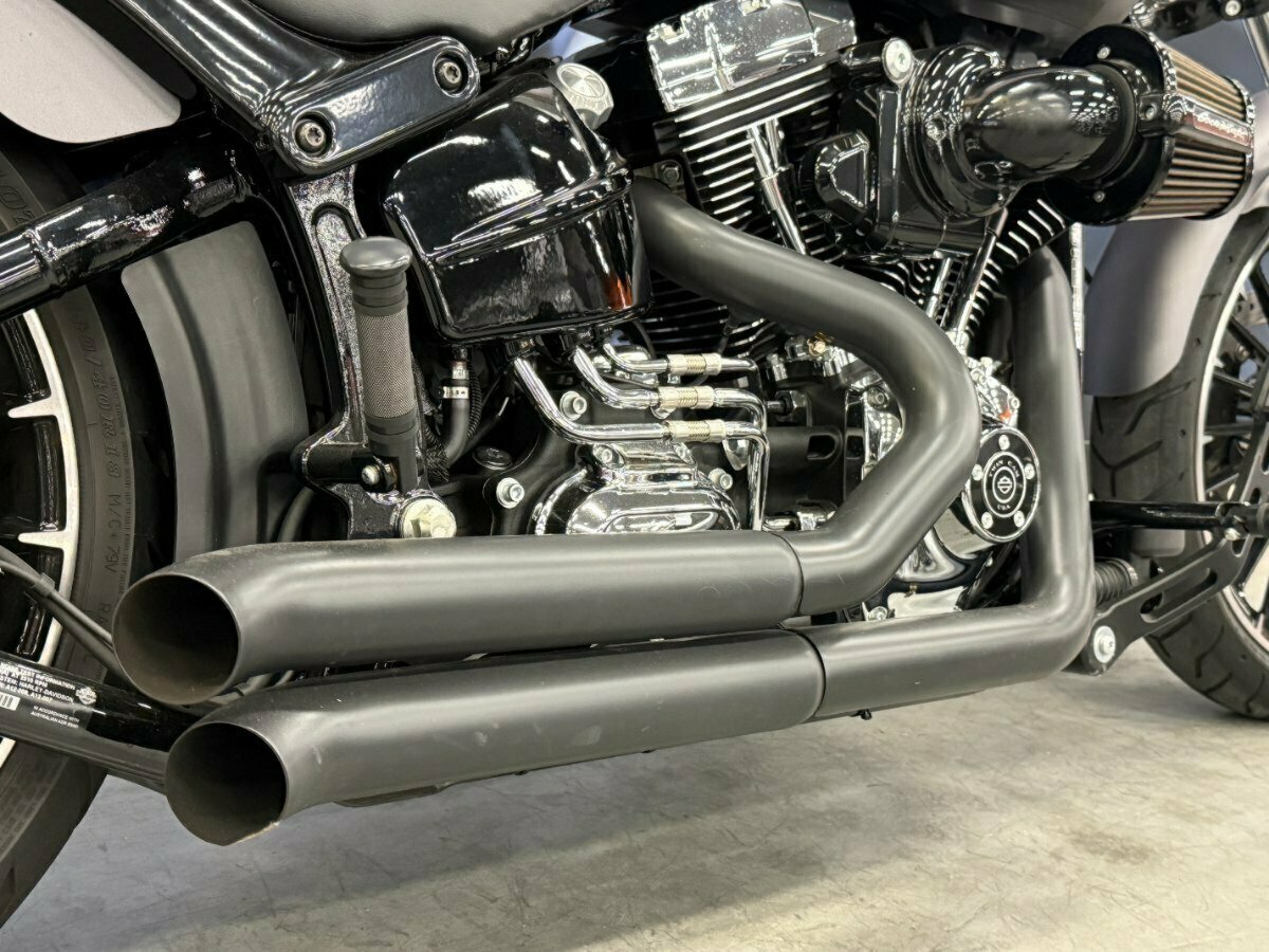 2017 HARLEY-DAVIDSON FXSB SOFTAIL BREAKOUT CRUISER