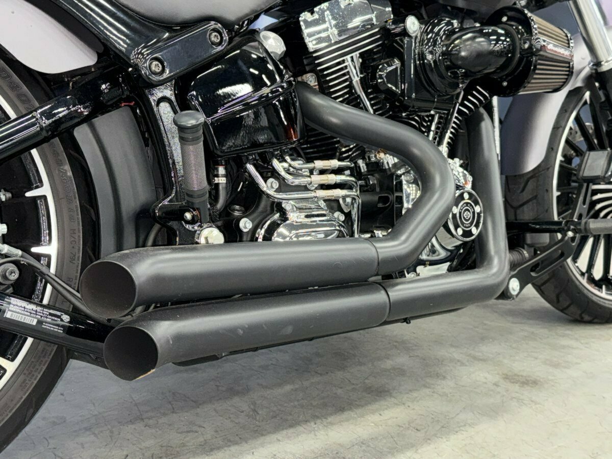 2017 HARLEY-DAVIDSON FXSB SOFTAIL BREAKOUT CRUISER