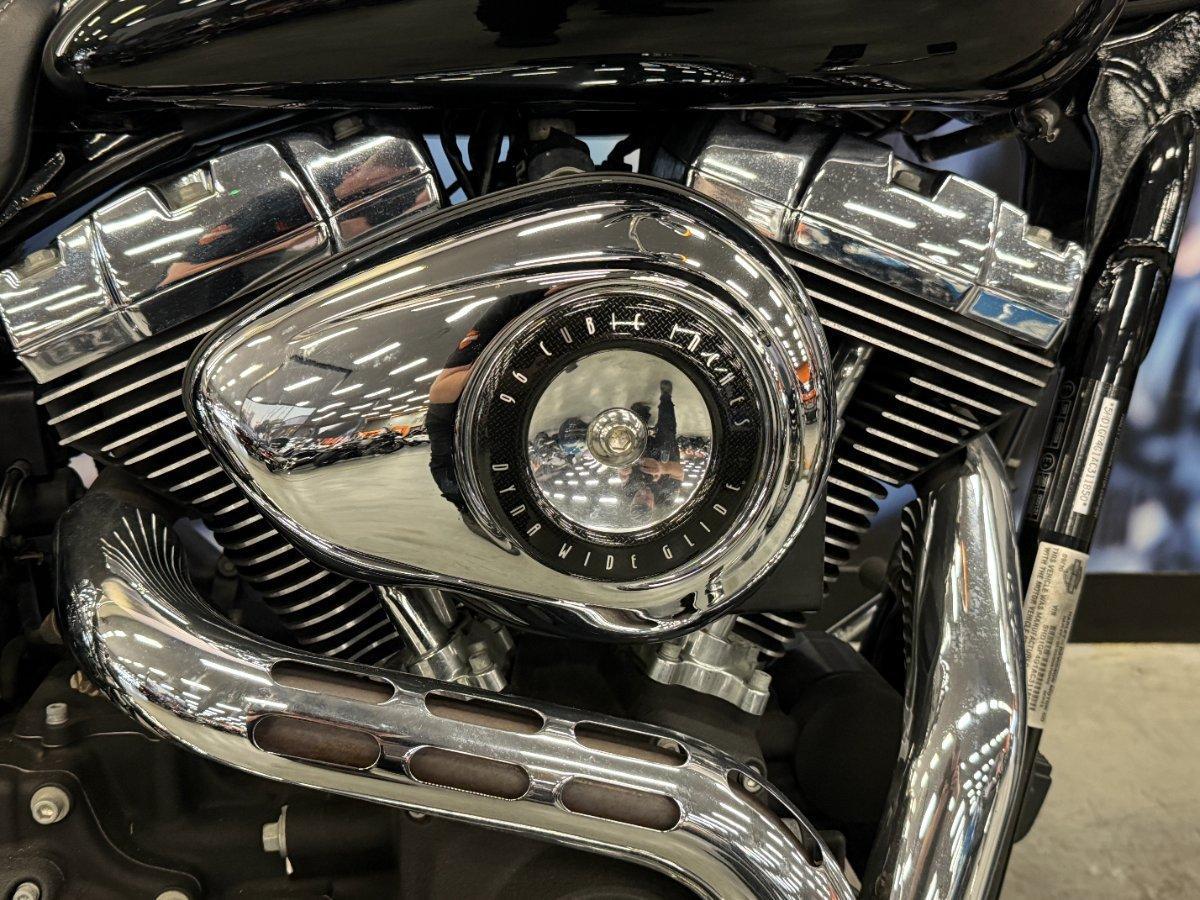 2010 HARLEY-DAVIDSON FXDWG WIDE GLIDE CRUISER