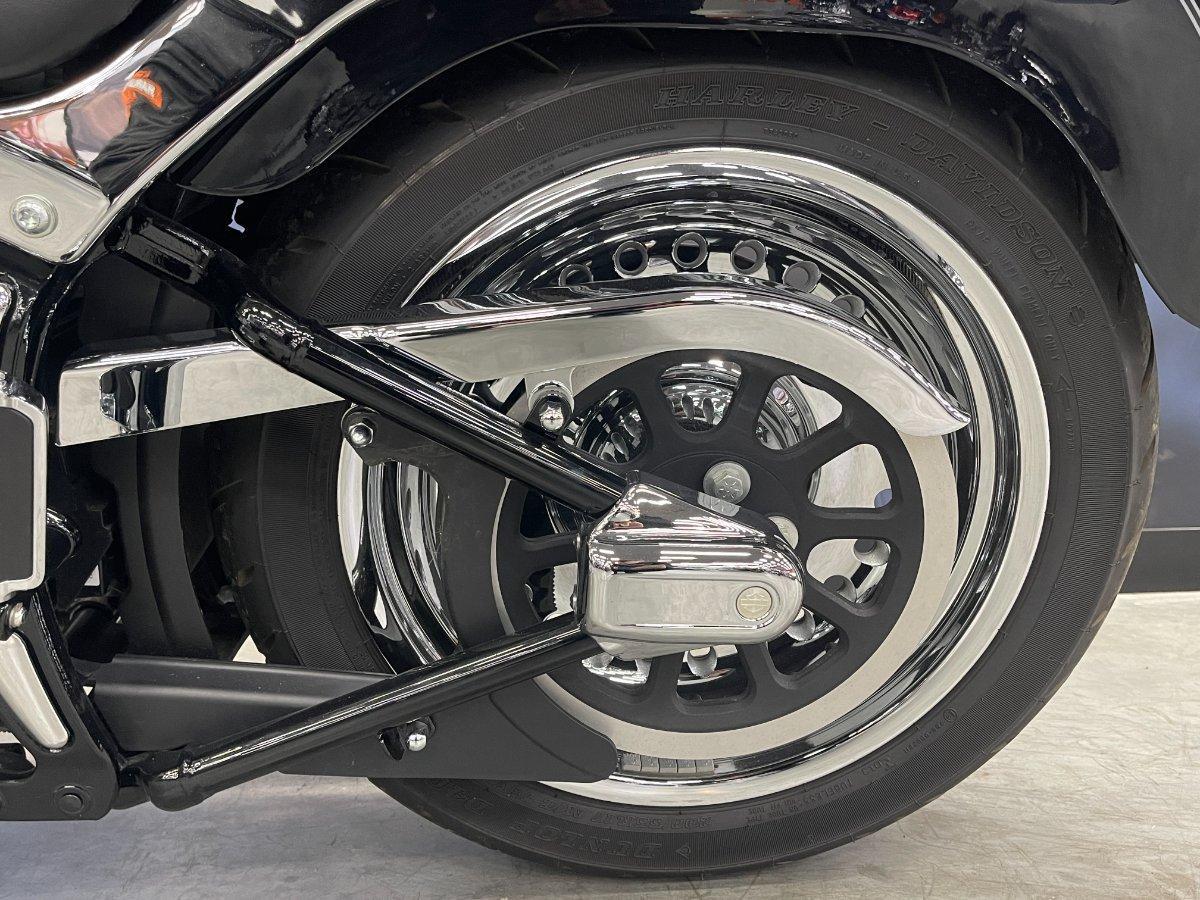 2012 HARLEY-DAVIDSON FAT BOY 103 (FLSTF) CRUISER