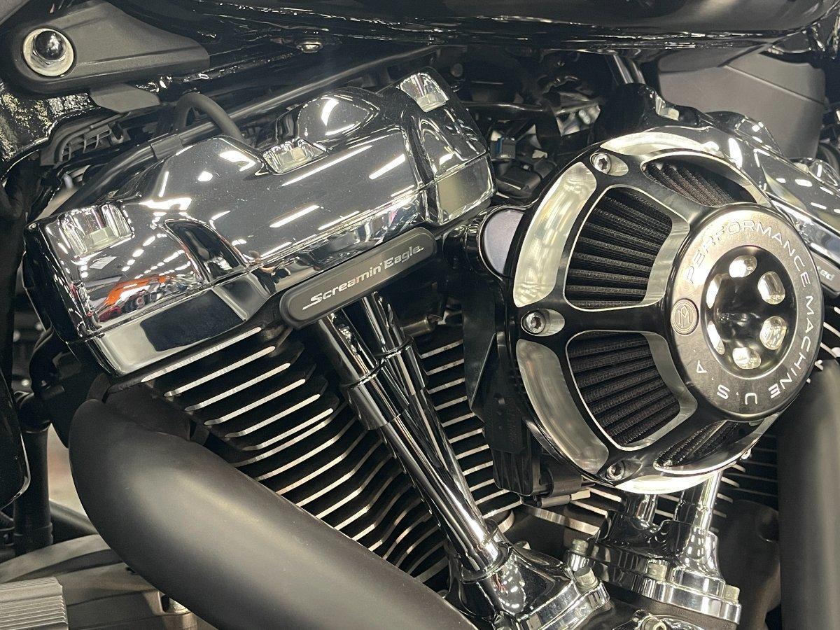 2018 HARLEY-DAVIDSON BREAKOUT 114 (FXBRS) CRUISER