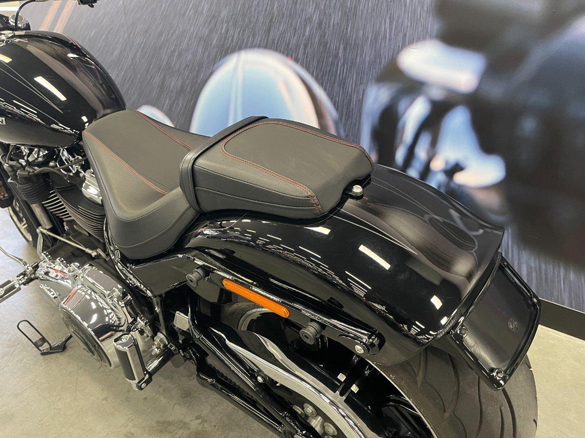 2018 HARLEY-DAVIDSON BREAKOUT 114 (FXBRS) CRUISER