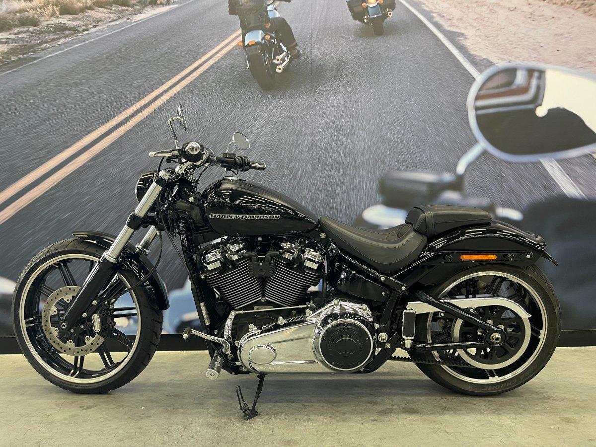 2018 HARLEY-DAVIDSON BREAKOUT 114 (FXBRS) CRUISER