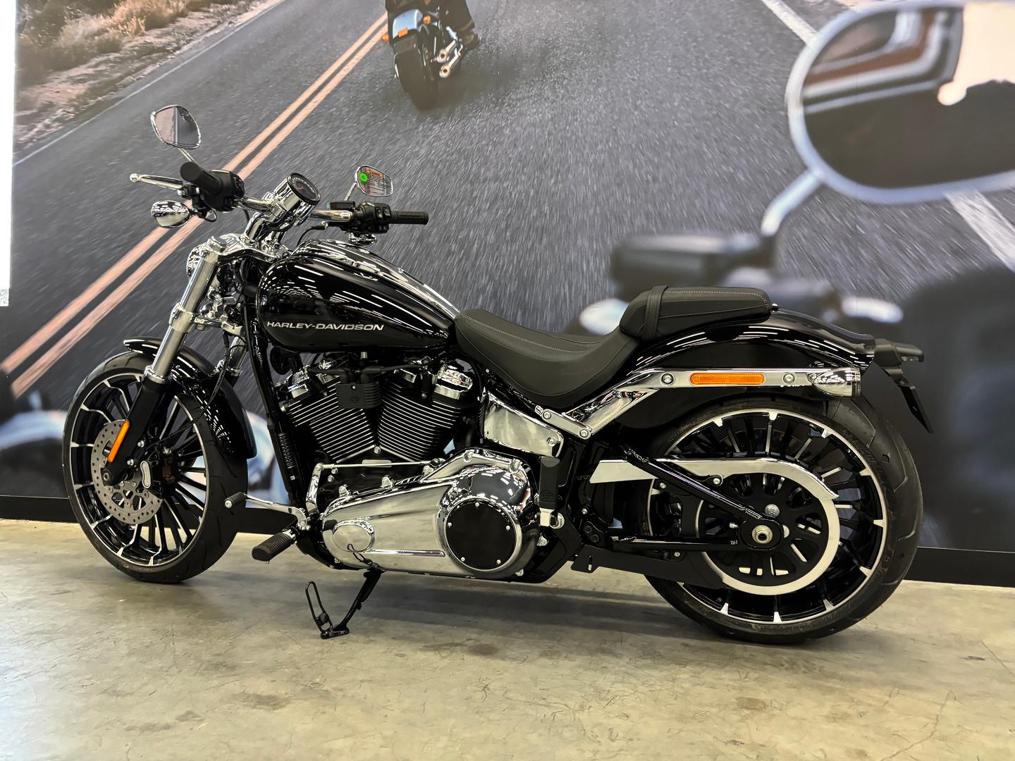 2025 HARLEY-DAVIDSON BREAKOUT 117 (FXBR) CRUISER