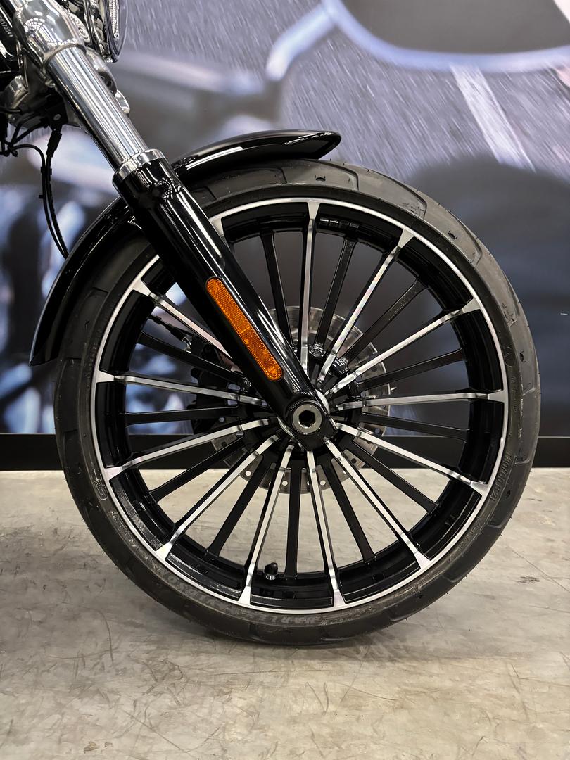 2025 HARLEY-DAVIDSON BREAKOUT 117 (FXBR) CRUISER