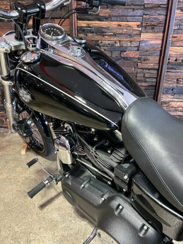 2017 HARLEY-DAVIDSON FXDWG DYNA WIDE GLIDE CRUISER