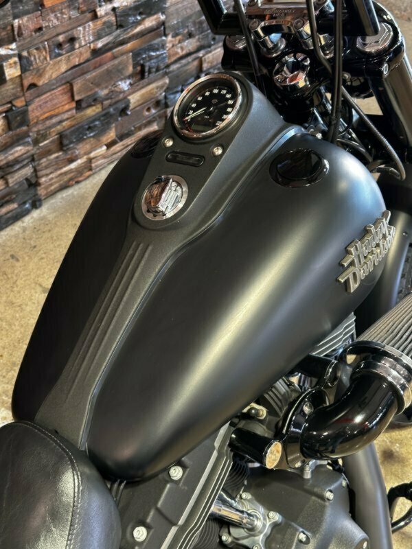 2013 HARLEY-DAVIDSON FXDB STREET BOB CRUISER