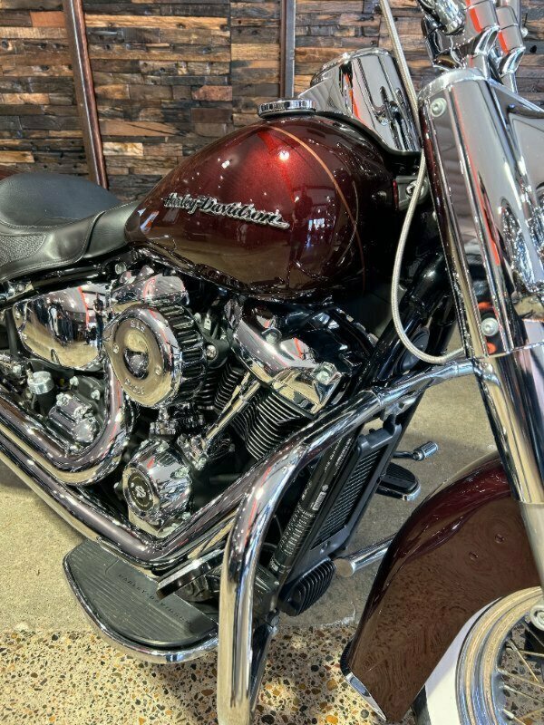 2018 HARLEY-DAVIDSON FLDE SOFTAIL DELUXE CRUISER