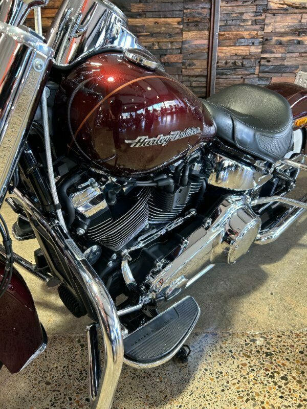 2018 HARLEY-DAVIDSON FLDE SOFTAIL DELUXE CRUISER