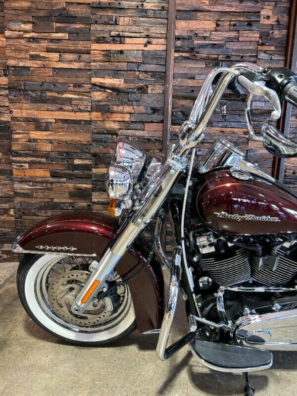 2018 HARLEY-DAVIDSON FLDE SOFTAIL DELUXE CRUISER